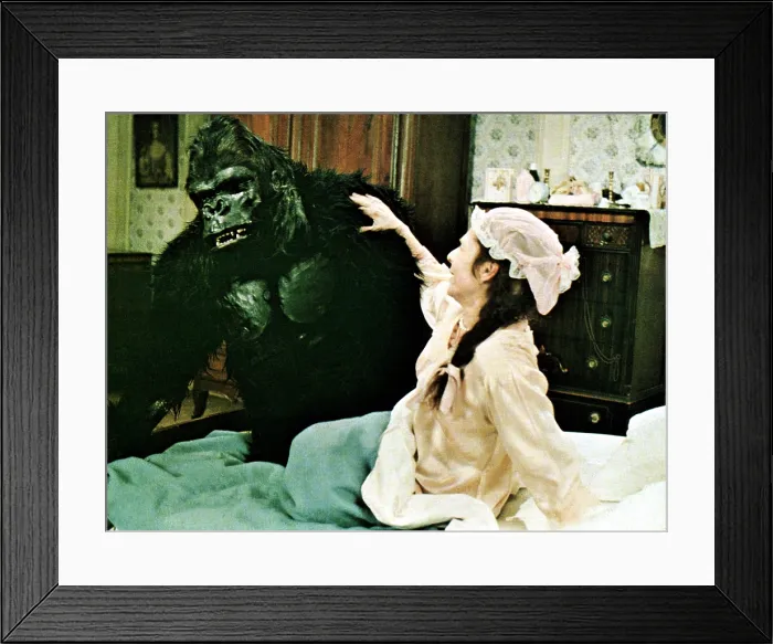 Framed Print : WHERE'S POPPA?, Ruth Gordon, 1970 Framed Print : WHERE'S POPPA?, Ruth Gordon, 1970
