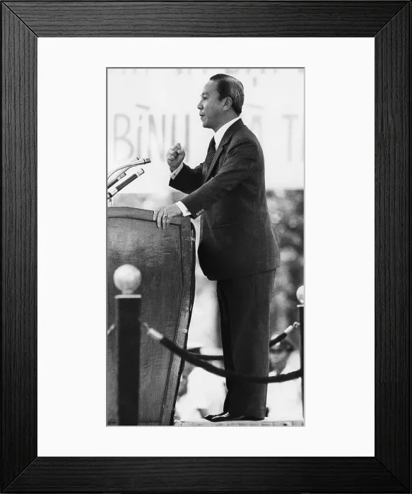 Framed Print : President of South Vietnam Nguyen Van Thieu, (1923-2001), speaking at a public park in Saigon, 1973.. Courtesy: CSU Archives / Everett Collection Framed Print : President of South Vietnam Nguyen Van Thieu, (1923-2001), speaking at a public park in Saigon, 1973.. Courtesy: CSU Archives / Everett Collection