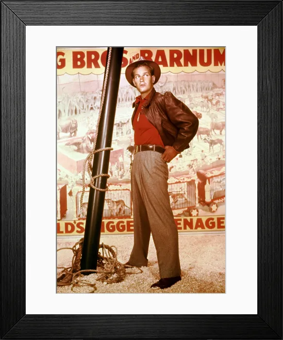 Framed Print : THE GREATEST SHOW ON EARTH, Charlton Heston, 1952 Framed Print : THE GREATEST SHOW ON EARTH, Charlton Heston, 1952