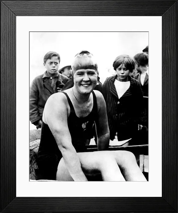 Framed Print : GERTRUDE EDERLE, after breaking the record for first woman to swim the English Channel, 1926. Courtesy: CSU Archives / Everett Collection Framed Print : GERTRUDE EDERLE, after breaking the record for first woman to swim the English Channel, 1926. Courtesy: CSU Archives / Everett Collection