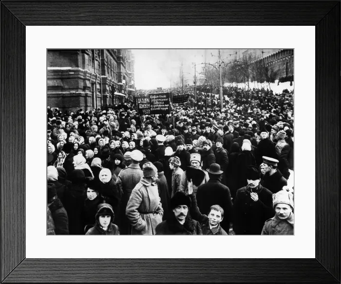 Framed Print : Russian Revolution, ca.mid to late 1910's. Courtesy: CSU Archives / Everett Collection