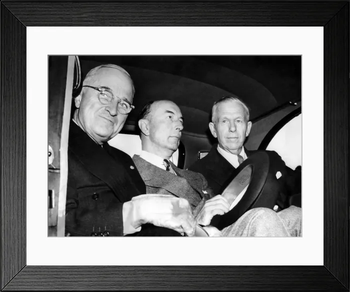 Framed Print : President Harry Truman, Defense Secretary Robert A. Lovett, and General George C. Marshall, New York, c. 1945.. Courtesy: CSU Archives  /  Everett Collection