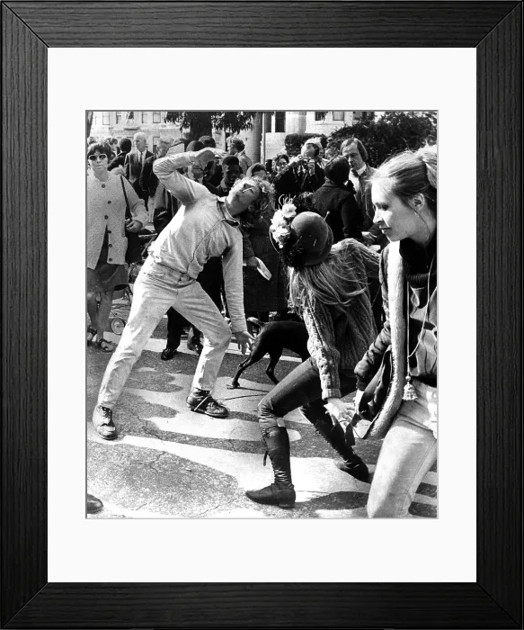Framed Print : San Francisco, Calif. Haight-Ashbury district, hippies swing out in the nearbye Panhandle of the Golden Gate Park, 4 / 9 / 1967. Courtesy: CSU Archives  /  Everett Collection