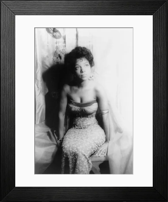 Framed Print : Ruby Dee, portrait by Carl Van Vechten, September 25, 1962 Framed Print : Ruby Dee, portrait by Carl Van Vechten, September 25, 1962