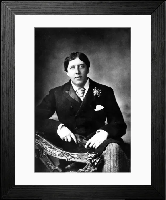 Framed Print : OSCAR WILDE, undated. Courtesy: CSU Archives  /  Everett Collection
