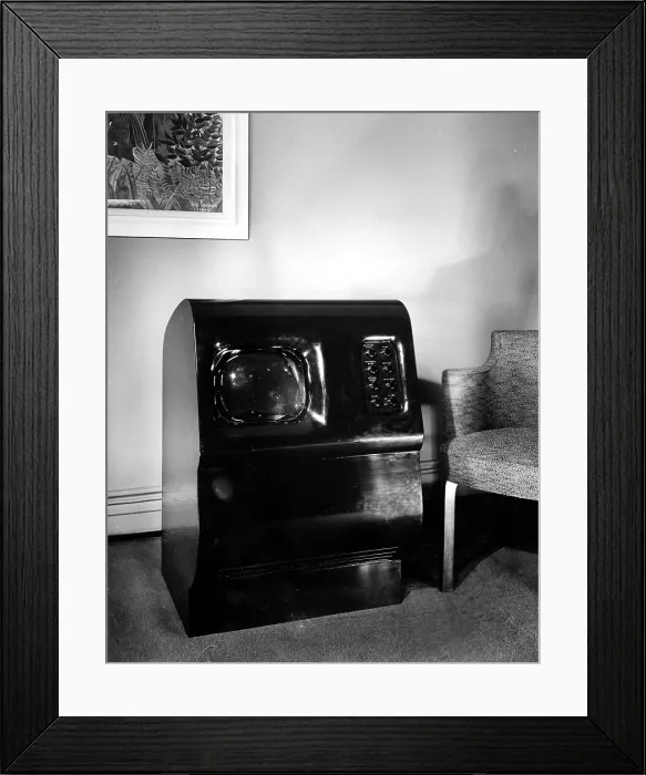 Framed Print : CBS Model Television Set, circa 1946. Courtesy: CSU Archives  /  Everett Collection