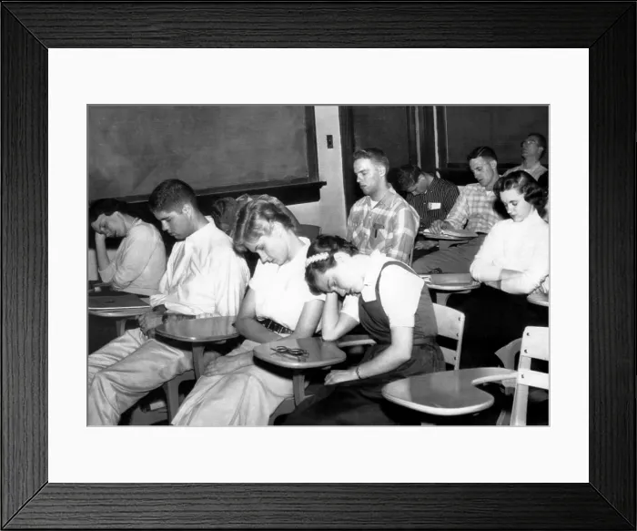 Framed Print : Dr. David Briggs class in metal hygiene relaxes under hypnosis at Maryville Tennesee College, 1959. Courtesy: CSU Archives / Everett Collection