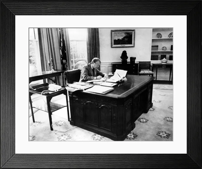Framed Print : President Jimmy Carter at work in the Oval Office of the White House, 3 / 8 / 77. Courtesy: CSU Archives  /  Everett Collection