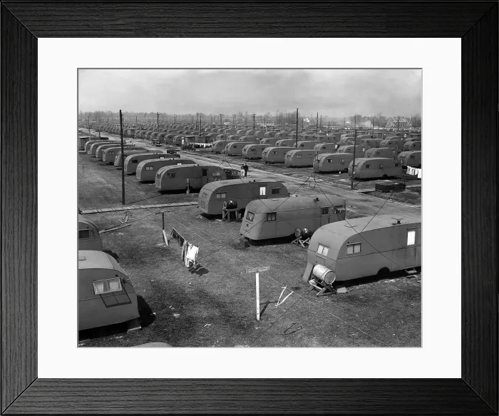Framed Print : The world's largest mobile city, containing over 3, 000 mobile homes, Portsmouth, Virginia, circa 1943. Courtesy: CSU Archives / Everett Collection Framed Print : The world's largest mobile city, containing over 3, 000 mobile homes, Portsmouth, Virginia, circa 1943. Courtesy: CSU Archives / Everett Collection