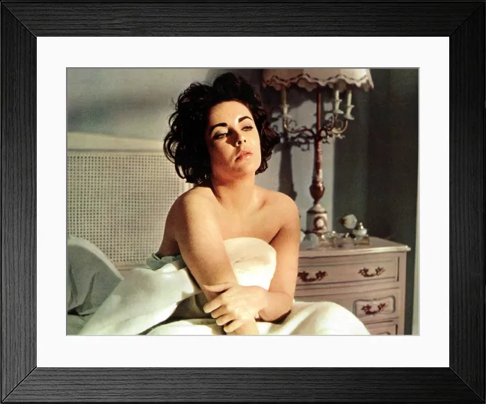 Framed Print : BUTTERFIELD 8, Elizabeth Taylor, 1960 Framed Print : BUTTERFIELD 8, Elizabeth Taylor, 1960