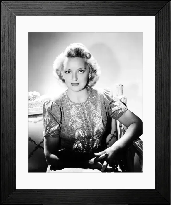 Framed Print : Lee Patrick, 1942 Framed Print : Lee Patrick, 1942