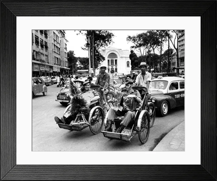 Framed Print : Australian Soldiers are taken in Pedicabs through the streets of Saigon to do their Christmas shopping. Saigon, Vietnam, 12-19-1966.. Courtesy: CSU Archives / Everett Collection Framed Print : Australian Soldiers are taken in Pedicabs through the streets of Saigon to do their Christmas shopping. Saigon, Vietnam, 12-19-1966.. Courtesy: CSU Archives / Everett Collection