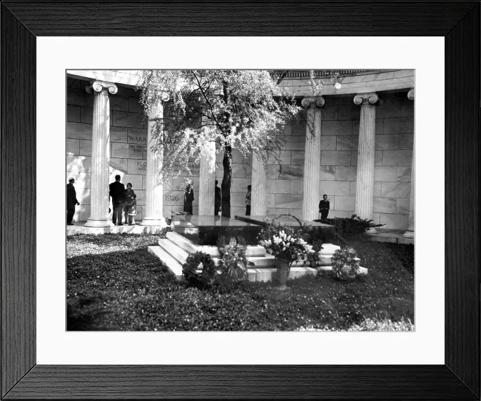 Framed Print : Tomb of Warren G. Harding, 29th President of the United States (1921-1923).. Courtesy: CSU Archives  /  Everett Collection