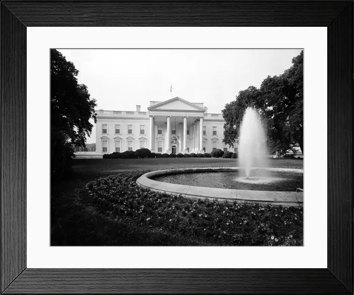 Framed Print : White House, Washington, D.C. 1970s.. Courtesy: CSU Archives  /  Everett Collection