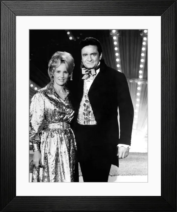 Framed Print : Country singers Tammy Wynette and Johnny Cash, 1971.. Courtesy: CSU Archives  /  Everett Collection