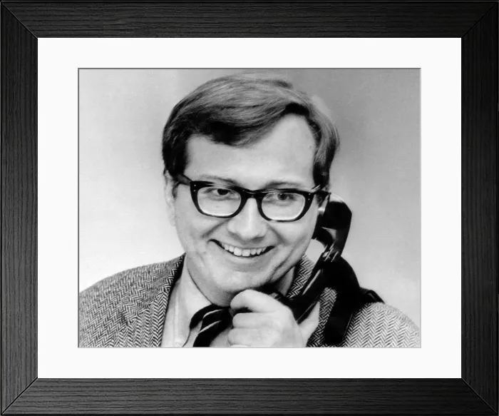 Framed Print : Pulizer Prize winning journalist Seymour Hersh. ca. 1970s. Courtesy: CSU Archives / Everett Collection Framed Print : Pulizer Prize winning journalist Seymour Hersh. ca. 1970s. Courtesy: CSU Archives / Everett Collection