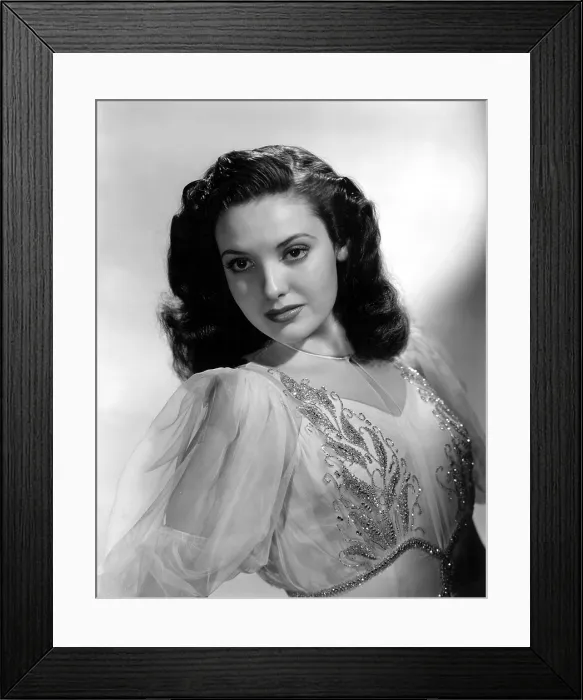 Framed Print : Linda Darnell, 1941 Framed Print : Linda Darnell, 1941