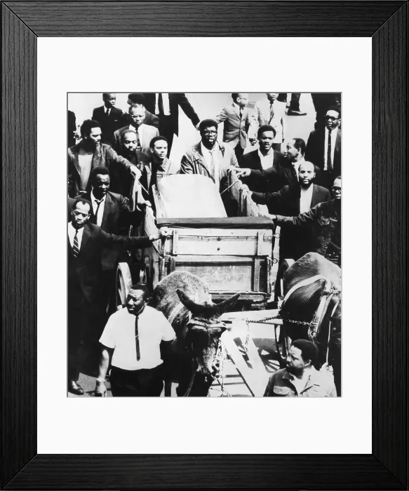 Framed Print : Funeral procession for Dr. Martin Luther King Jr. Memphis, Tennessee, April 3, 1968.. Courtesy: CSU Archives  /  Everett Collection