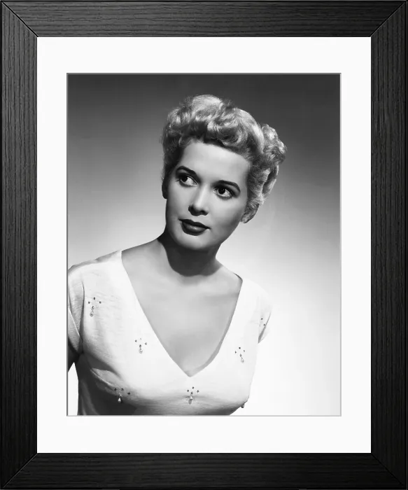 Framed Print : Beverly Michaels, 1952 Framed Print : Beverly Michaels, 1952