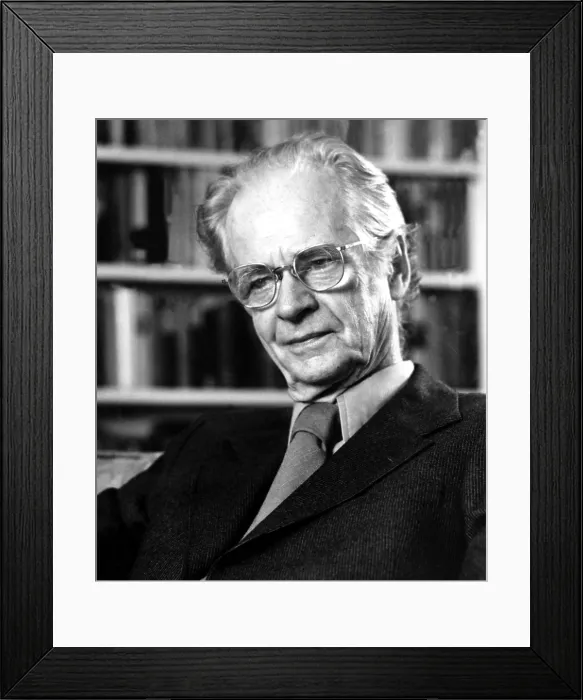 Framed Print : B.F. SKINNER, author, 1979. Courtesy: CSU Archives / Everett Collection Framed Print : B.F. SKINNER, author, 1979. Courtesy: CSU Archives / Everett Collection