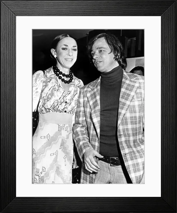 Framed Print : D.D. Ryan & Stephen Sondheim COMPANY on Broadway, 1970. Courtesy: CSU Archives / Everett Collection Framed Print : D.D. Ryan & Stephen Sondheim COMPANY on Broadway, 1970. Courtesy: CSU Archives / Everett Collection