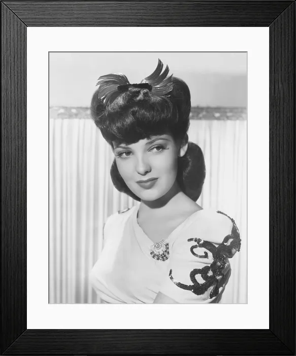 Framed Print : Linda Darnell, 1943 Framed Print : Linda Darnell, 1943