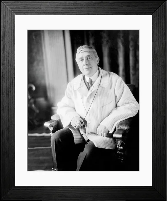 Framed Print : Maurice Maeterlinck, (1862-1949), Belgian poet, playwright, and Nobel Prize winner, circa 1920s.. Courtesy: CSU Archives / Everett Collection Framed Print : Maurice Maeterlinck, (1862-1949), Belgian poet, playwright, and Nobel Prize winner, circa 1920s.. Courtesy: CSU Archives / Everett Collection