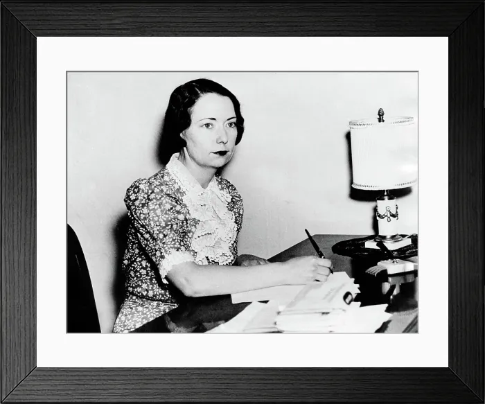 Framed Print : Margaret Mitchell, 1937.. Courtesy: CSU Archives  /  Everett Collection