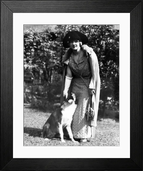 Framed Print : Mary Miles Minter (1902-1984), American silent film actress, August 20, 1923. Courtesy: CSU Archives / Everett Collection