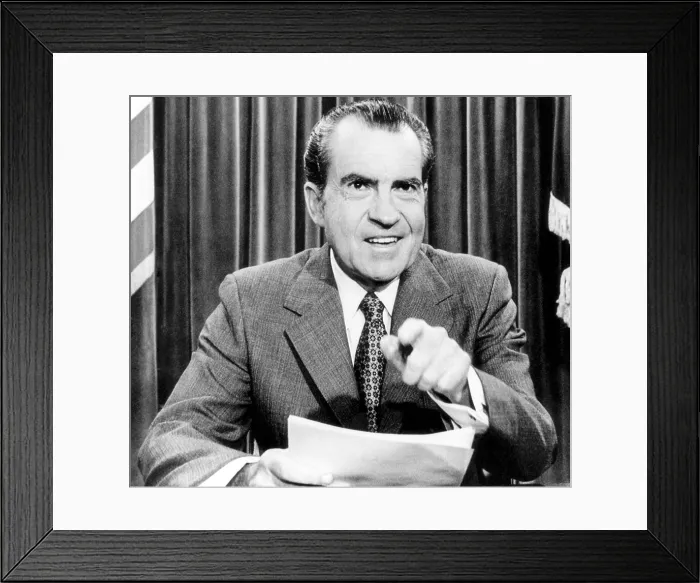 Framed Print : President Richard Nixon, announces plans to withdraw troops from Vietnam. The White House, Washington DC, January 25, 1972. Courtesy: CSU Archives / Everett Collection Framed Print : President Richard Nixon, announces plans to withdraw troops from Vietnam. The White House, Washington DC, January 25, 1972. Courtesy: CSU Archives / Everett Collection