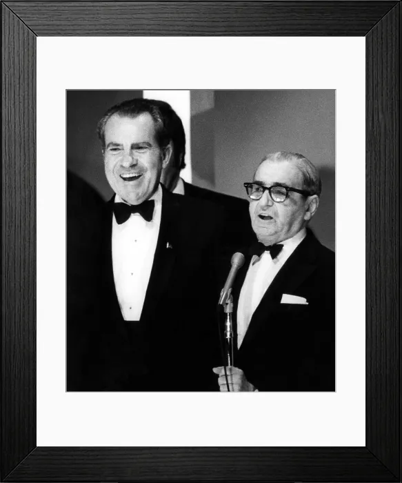 Framed Print : U.S. President Richard Nixon and composer Irving Berlin, singing Berlin's God Bless America during the White House gala for prisoners of war returned from Vietnam