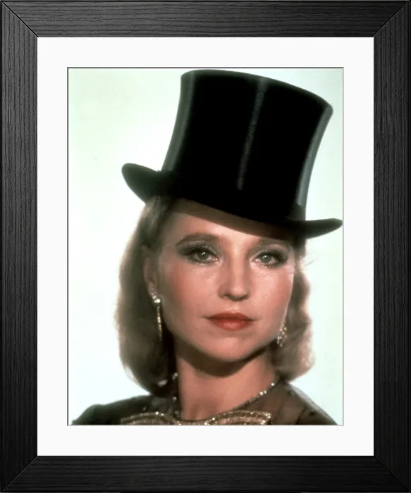 Framed Print : LILI MARLEEN, Hanna Schygulla, 1981
