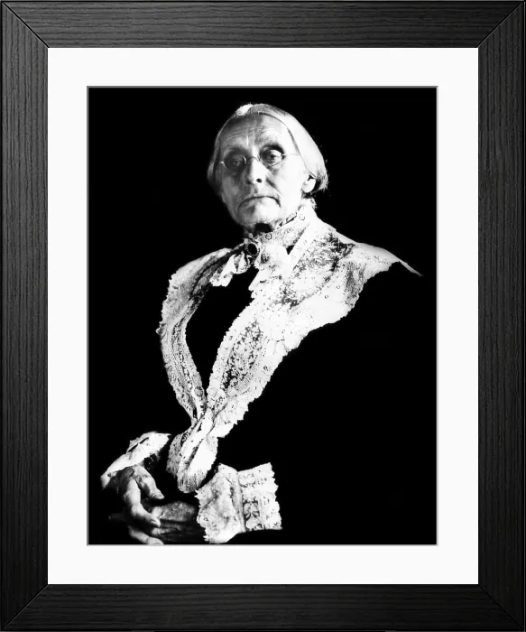 Framed Print : Susan B. Anthony, photograph taken by Miss Frances Benjamin Johnston, 1900. Courtesy: CSU Archives / Everett Collection Framed Print : Susan B. Anthony, photograph taken by Miss Frances Benjamin Johnston, 1900. Courtesy: CSU Archives / Everett Collection