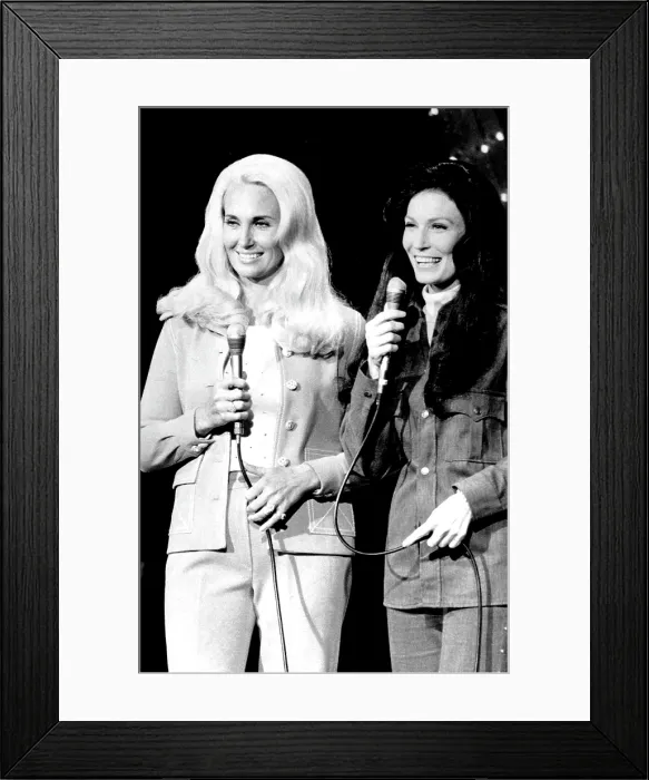 Framed Print : Tammy Wynette, Loretta Lynn, circa early 1970s. Courtesy: CSU Archives  /  Everett Collection
