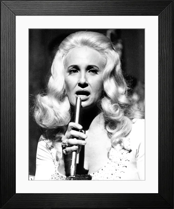 Framed Print : Tammy Wynette, circa early 1970s. Courtesy: CSU Archives  /  Everett Collection