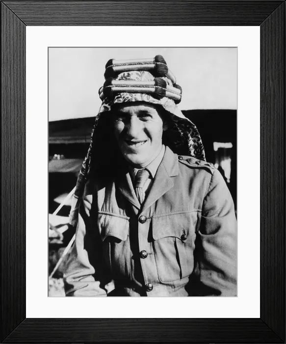 Framed Print : T.E. Lawrence (1888-1935), popularly known as Lawrence of Arabia, circa. 1930s. Courtesy: CSU Archives / Everett Collection Framed Print : T.E. Lawrence (1888-1935), popularly known as Lawrence of Arabia, circa. 1930s. Courtesy: CSU Archives / Everett Collection