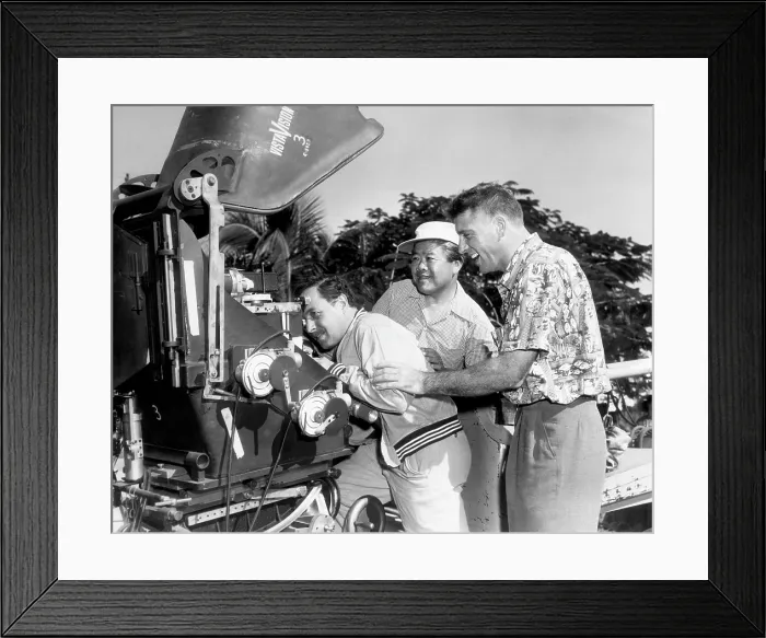 Framed Print : THE ROSE TATTOO, Screenwriter Tennessee Williams, cinematographer James Wong Howe, Burt Lancaster, on set, 1955.. Courtesy: CSU Archives / Everett Collection Framed Print : THE ROSE TATTOO, Screenwriter Tennessee Williams, cinematographer James Wong Howe, Burt Lancaster, on set, 1955.. Courtesy: CSU Archives / Everett Collection