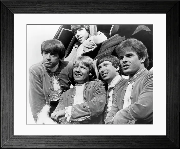 Framed Print : Paul Revere & the Raiders, top: Phil Volk, bottom from left: Mark Lindsay, Paul Revere, Jim Valley, Mike Smith, circa 1967. Courtesy: CSU Archives / Everett Collection Framed Print : Paul Revere & the Raiders, top: Phil Volk, bottom from left: Mark Lindsay, Paul Revere, Jim Valley, Mike Smith, circa 1967. Courtesy: CSU Archives / Everett Collection