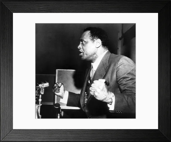 Framed Print : Paul Robeson addresses the Communist-sponsored World Congress of the Partisans of Peace, 1949. Courtesy: CSU Archives / Everett Collection Framed Print : Paul Robeson addresses the Communist-sponsored World Congress of the Partisans of Peace, 1949. Courtesy: CSU Archives / Everett Collection
