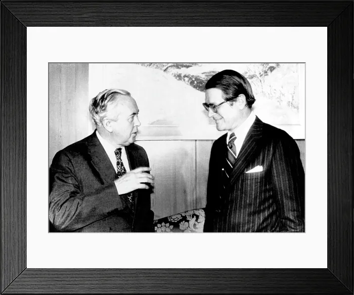 Framed Print : British Prime Minister Harold Wilson and Elliot Richardson, U.S. Ambassador to the United Kingdom, London, March 5, 1975.. Courtesy: CSU Archives  /  Everett Collection