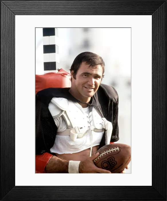 Framed Print : THE LONGEST YARD, Burt Reynolds, 1974. Paramount / courtesy Everett Collection Framed Print : THE LONGEST YARD, Burt Reynolds, 1974. Paramount / courtesy Everett Collection