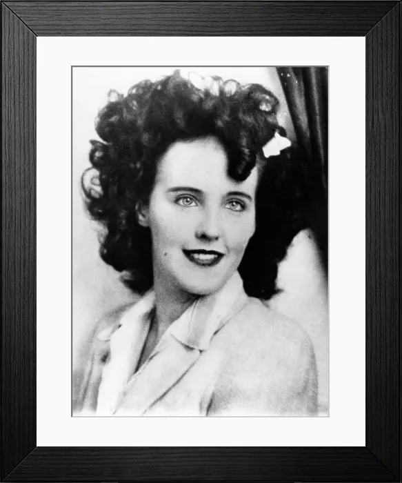 Framed Print : Elizabeth Short, aka The Black Dahlia, who was murdered in January, 1947. The case remains unsolved.. Courtesy: CSU Archives  /  Everett Collection