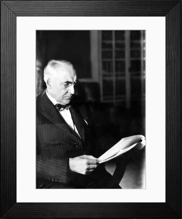 Framed Print : Warren G. Harding, 29th President of the United States (1921-1923). Photo dated 1921, Washington, D.C.. Courtesy: CSU Archives / Everett Collection Framed Print : Warren G. Harding, 29th President of the United States (1921-1923). Photo dated 1921, Washington, D.C.. Courtesy: CSU Archives / Everett Collection