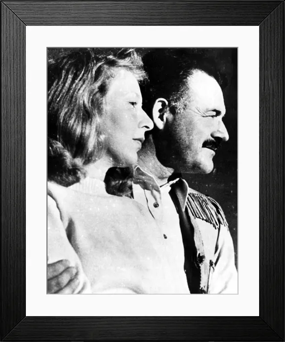 Framed Print : Martha Gellhorn and Ernest Hemingway ca. 1940. Courtesy CSU Archives / Everett Collection