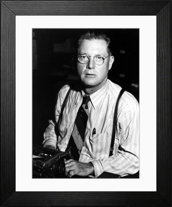 Framed Print : Erle Stanley Gardner, circa 1940s. Courtesy: CSU Archives / Everett Collection Framed Print : Erle Stanley Gardner, circa 1940s. Courtesy: CSU Archives / Everett Collection