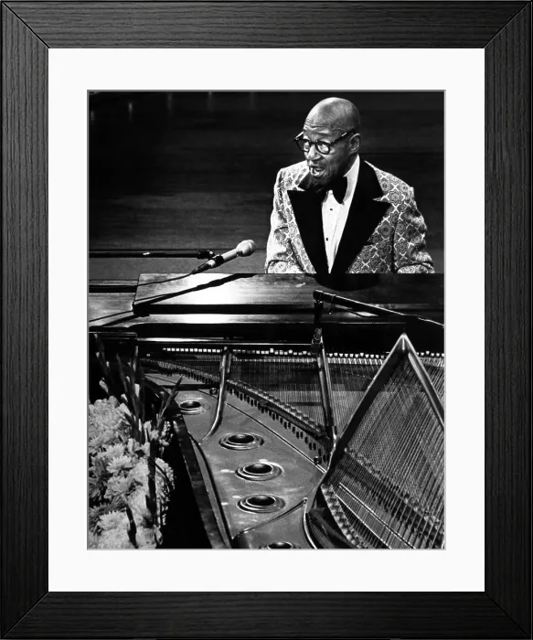 Framed Print : Eubie Blake, 1975. Courtesy: CSU Archives / Everett Collection Framed Print : Eubie Blake, 1975. Courtesy: CSU Archives / Everett Collection