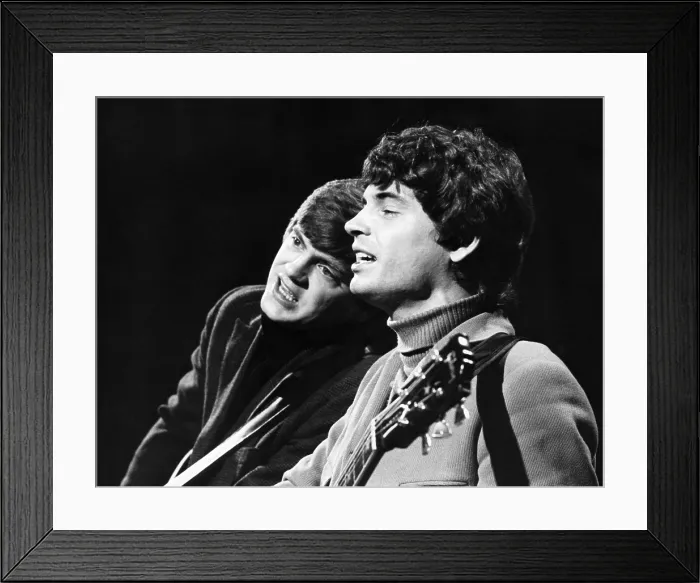 Framed Print : The Everly Brothers, Phil and Don peform on THE KRAFT MUSIC HALL variety show, May 1, 1968. Courtesy: CSU Archives / Everett Collection Framed Print : The Everly Brothers, Phil and Don peform on THE KRAFT MUSIC HALL variety show, May 1, 1968. Courtesy: CSU Archives / Everett Collection