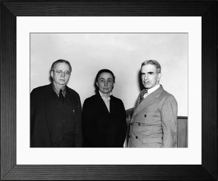 Framed Print : Mahonri Young, artist, Georgia O'Keeffe, artist, and George W. Eggers, Head of the Department of Fine Arts, College of City of New York. New York, circa 1930s