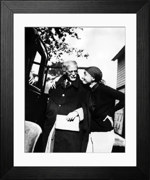 Framed Print : Alfred Stieglitz, and his wife, Georgia O'Keeffe, 1936. Courtesy: CSU Archives / Everett Collection
