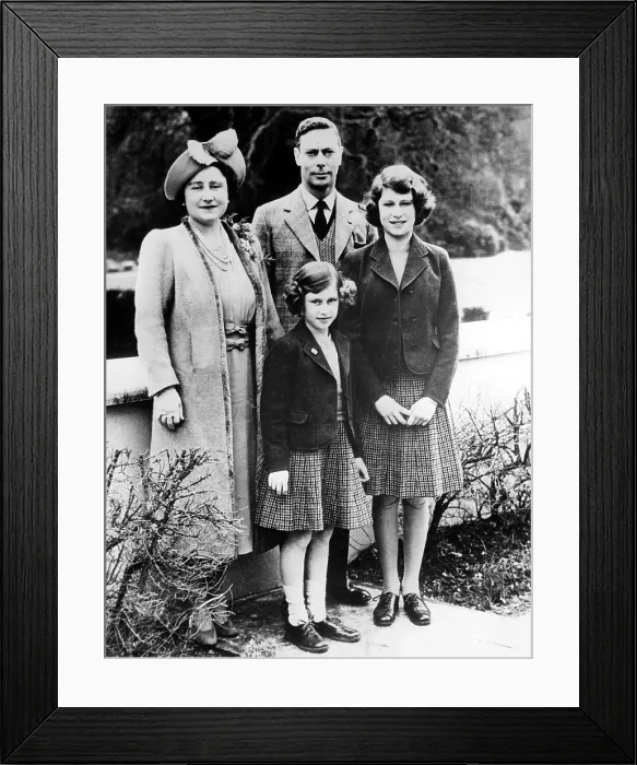 Framed Print : The Royal Family, Queen Elizabeth (later the Queen Mother), King George VI, Princess Elizabeth, Princess Margaret (front), on Elizabeth's 14th birthday, 1940 Framed Print : The Royal Family, Queen Elizabeth (later the Queen Mother), King George VI, Princess Elizabeth, Princess Margaret (front), on Elizabeth's 14th birthday, 1940